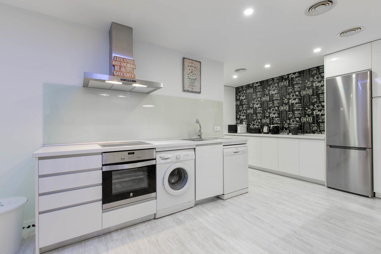 Bookinmadrid Com - Cascorro Sq 18 Pax Apartment ภายนอก รูปภาพ