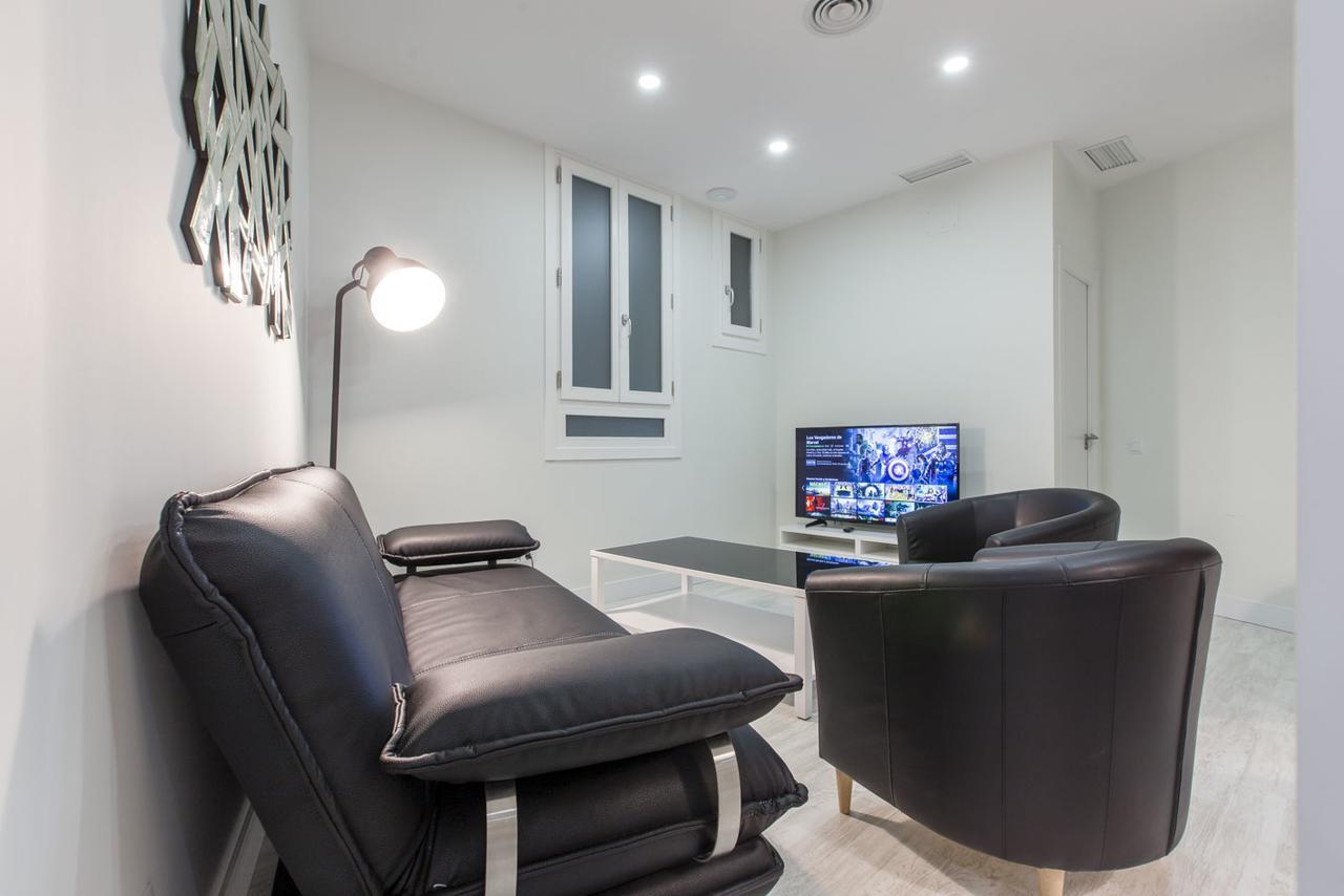 Bookinmadrid Com - Cascorro Sq 18 Pax Apartment ภายนอก รูปภาพ
